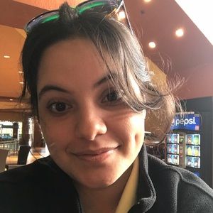 Meet your Posher, Isamar